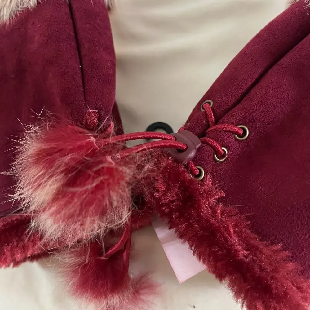 Unbranded gloves are